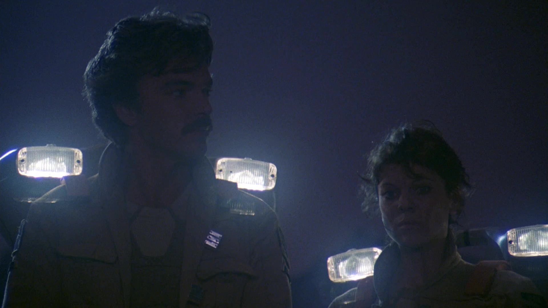 杀出银河系.Galaxy of Terror.1981.CN.mkv_20250723_103723.344.jpg