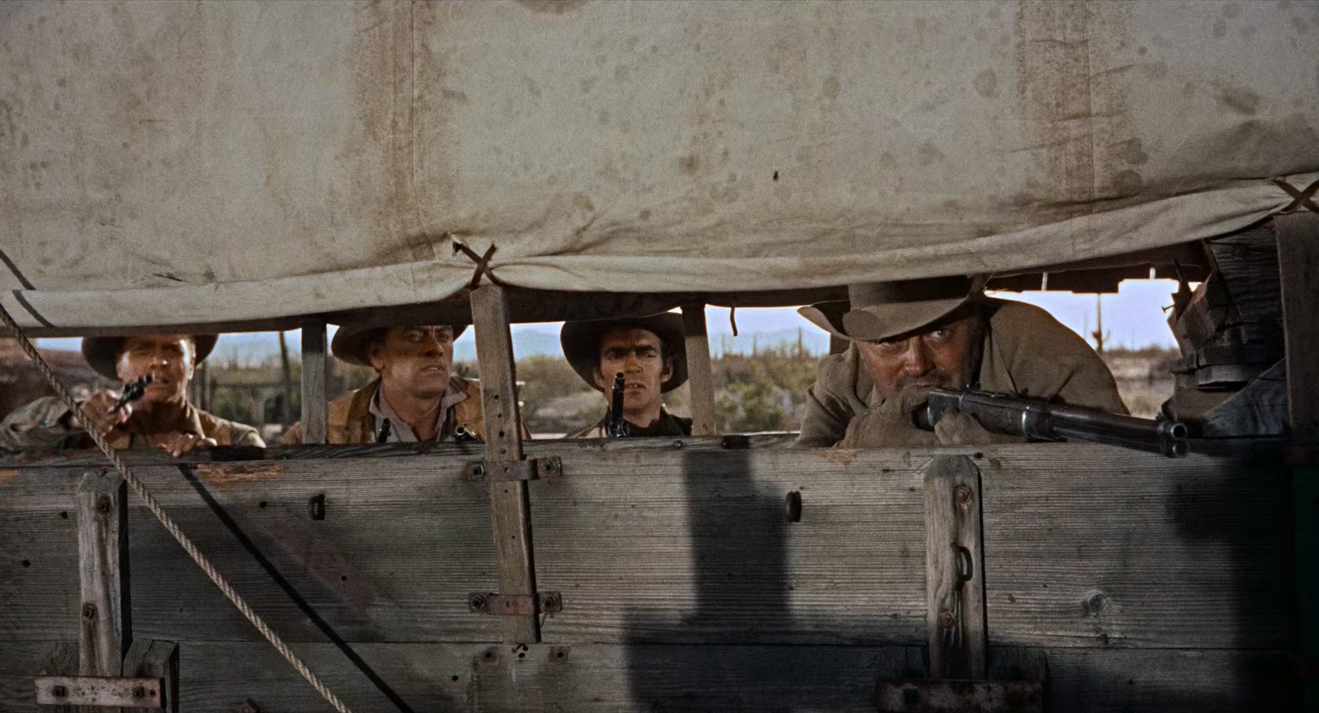 Gunfight at the O.K. Corral 1957 Remastered 1080p BluRay HEVC x265 5.1-bylh.mkv_.jpg