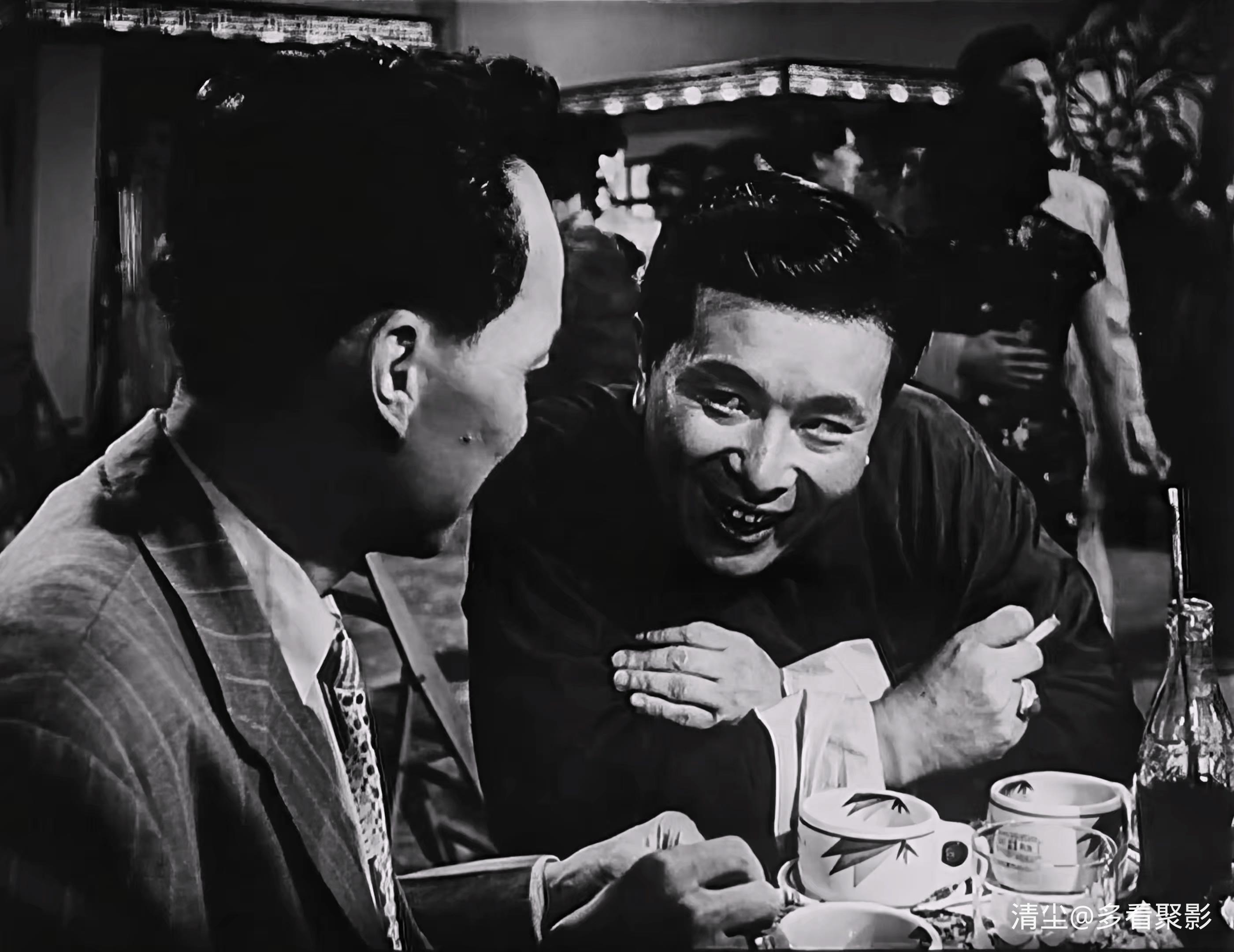 1963 七十二家房客.mp4_20251015_163543.248.jpg