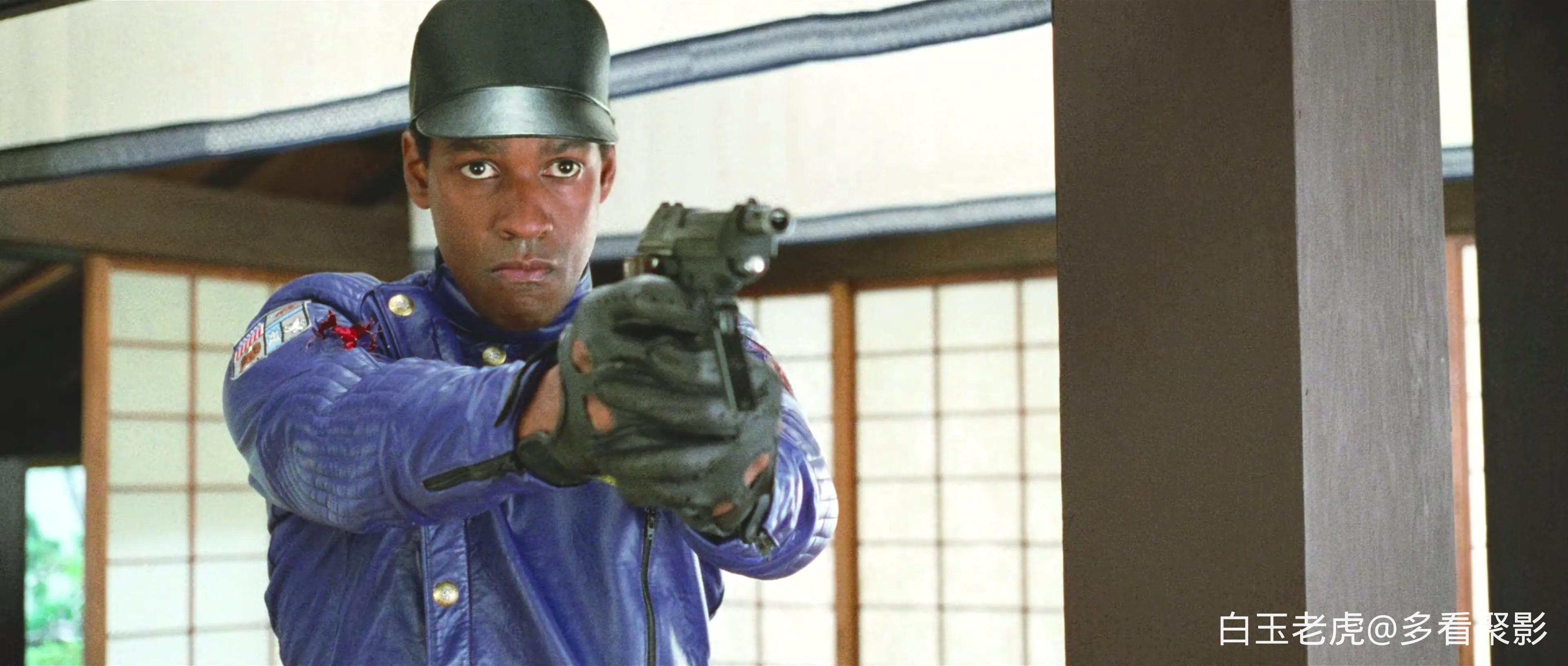 Virtuosity.1995.2160p.4K.BluRay.x265.10bit.AAC5.1-[YTS.MX] (1).mkv_20251101_2125.webp