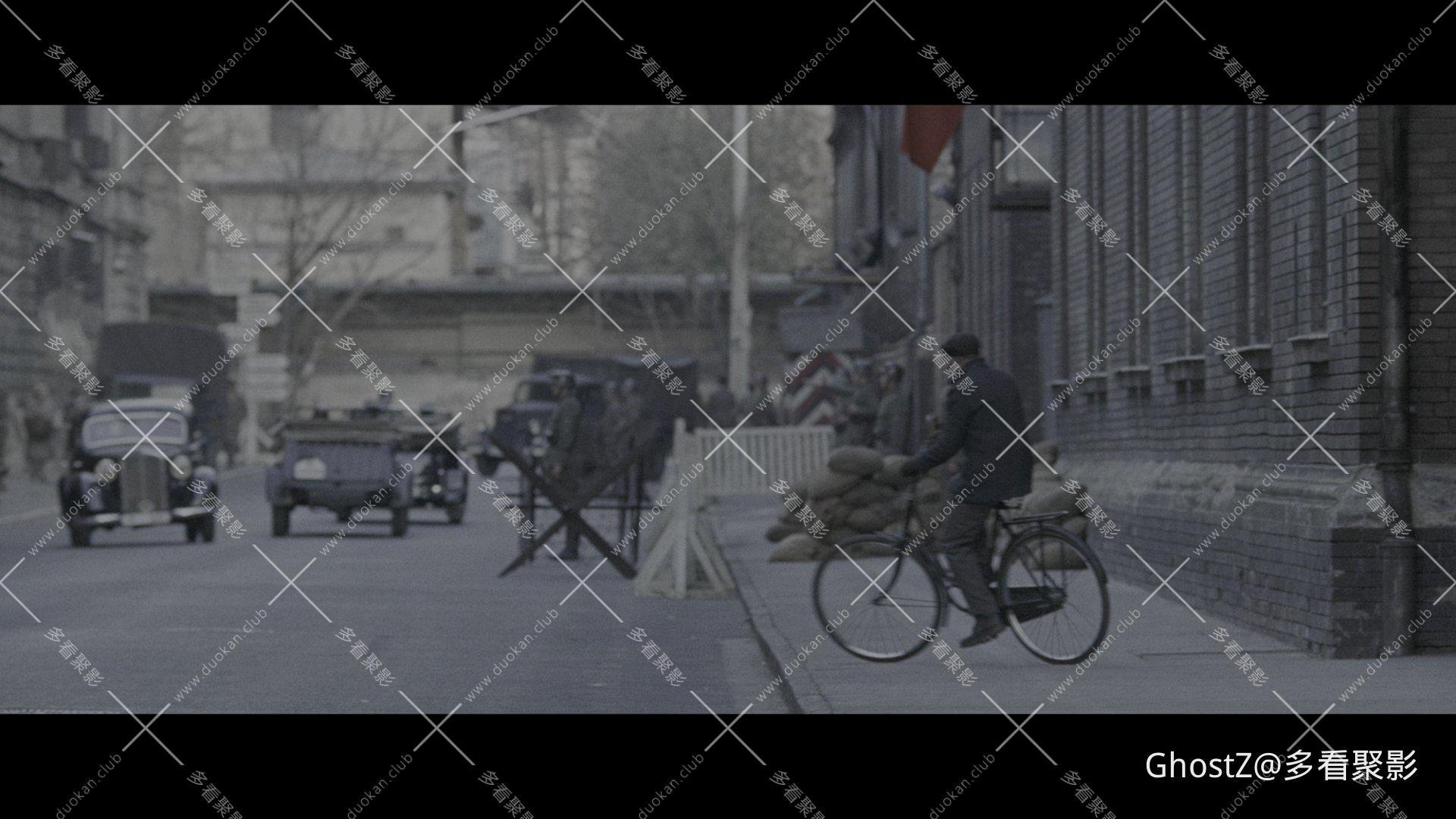 刺杀盖世太保 (2017) [tmdb=339259].mkv_010637.167.png