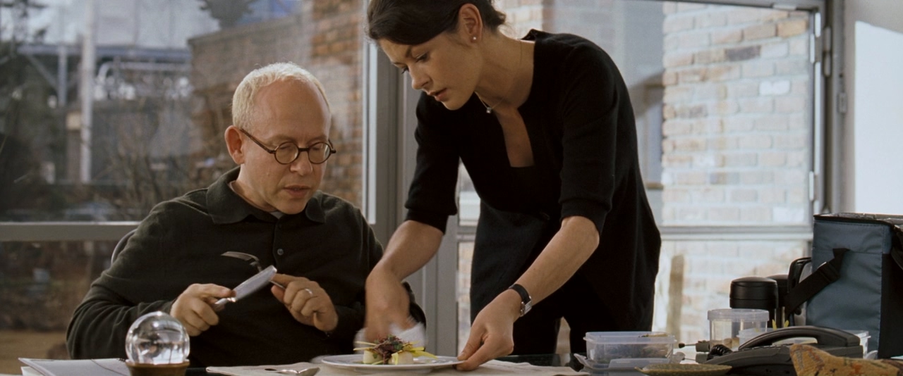 美味情缘.No.Reservations.2007.RERiP.720p.BluRay.x264-HeiGuo.mkv_000918.893.jpg