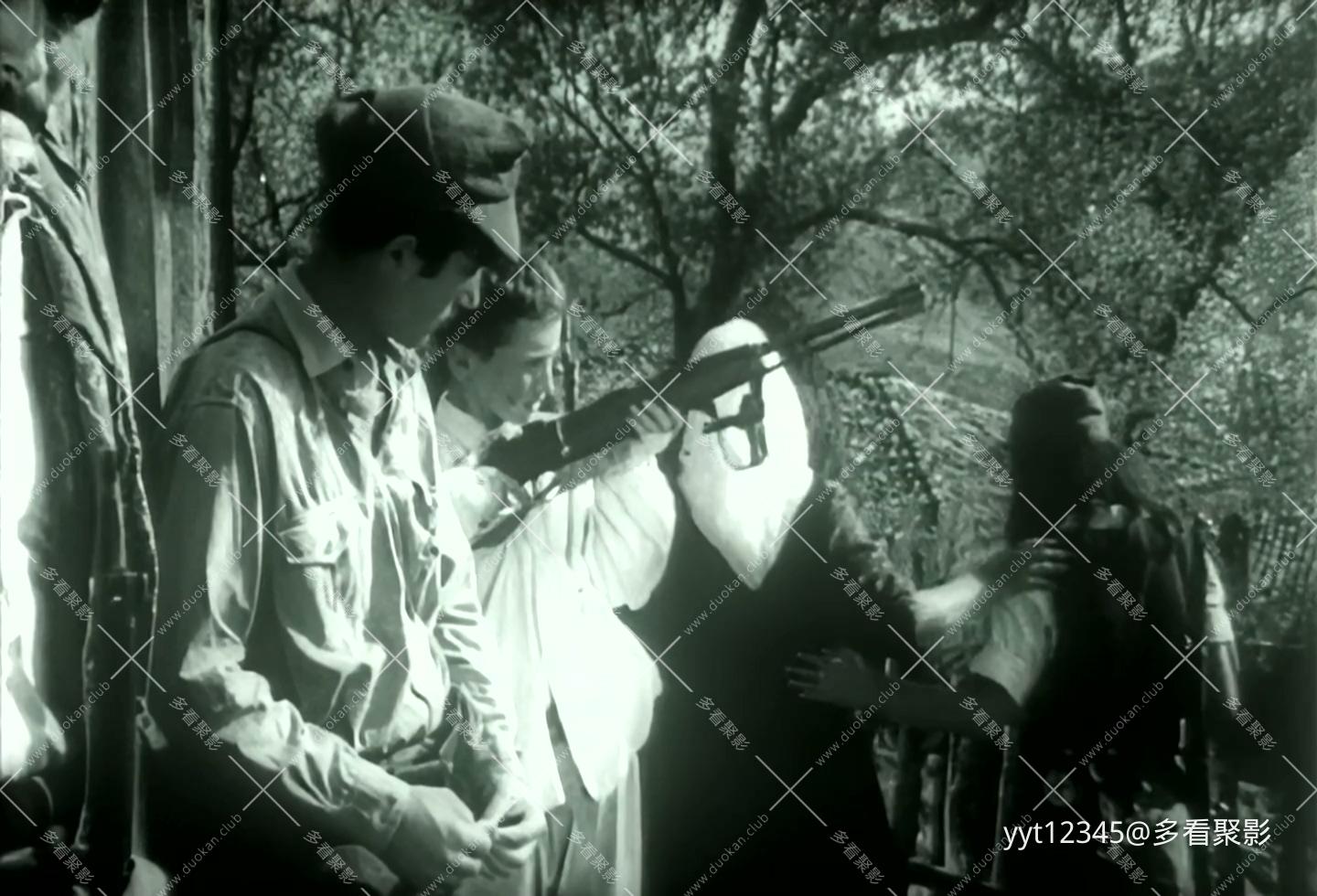 战斗的道路[1974] Iris2.mkv_20260626_171613.818.jpg