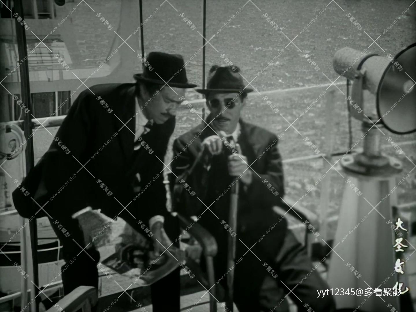 征服黑暗的人[埃及][1979] Iris2.mkv_20260721_113421.311.jpg