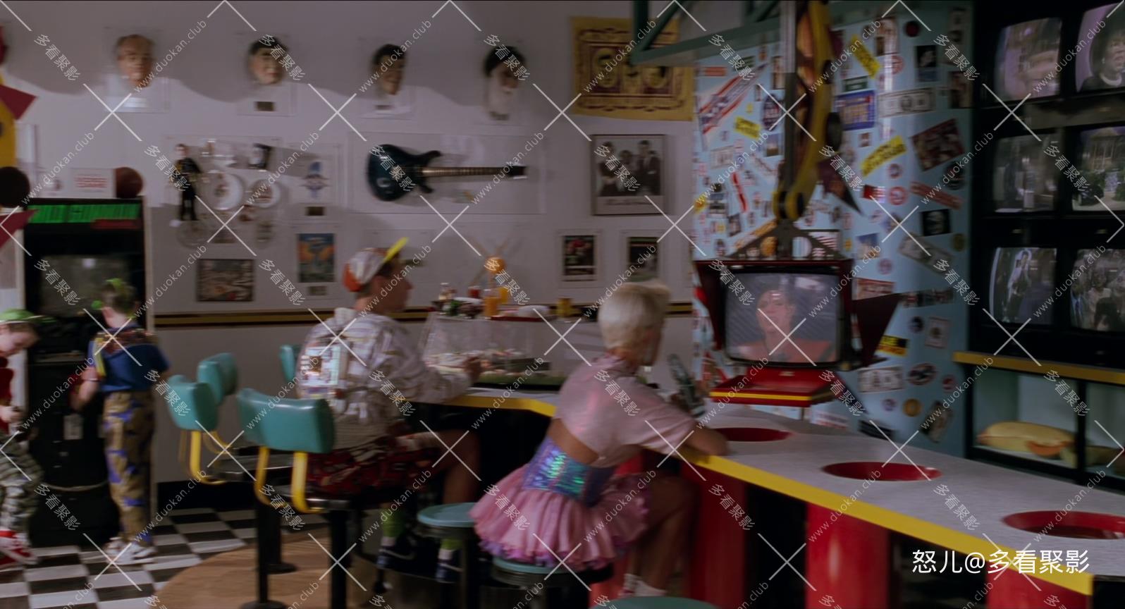回到未来2.Back.to.the.Future.Part.II.1989.REMASTERED.1080p.10bit.BluRay.2audio.x.jpg